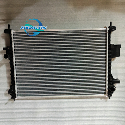 OE NO. 302000021AA Sistema de refrigeração do tanque de água Radiador para automóvel para Chery Tiggo 8