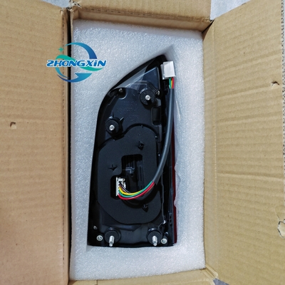 Arrizo EX 18.10-19.04 Lâmpadas de cauda plana para automóveis F01 4433040 com tensão de 12 V