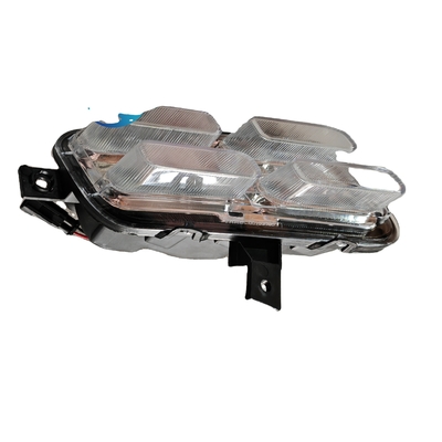 Substituição/reparação de luminárias de dia LED do carro esquerdo